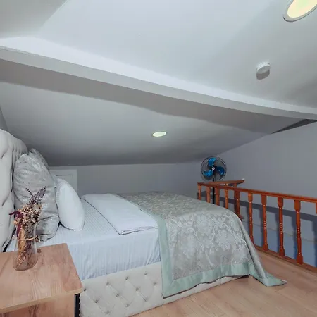 White Moon Apartment Istanbul