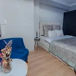 White Moon Apartment Istanbul
