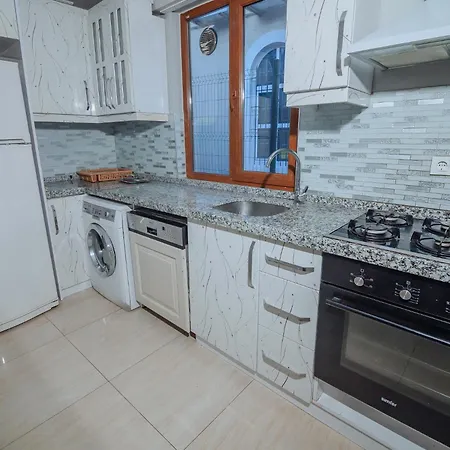 Apartment White Moon