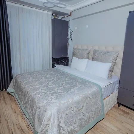 Apartment White Moon *