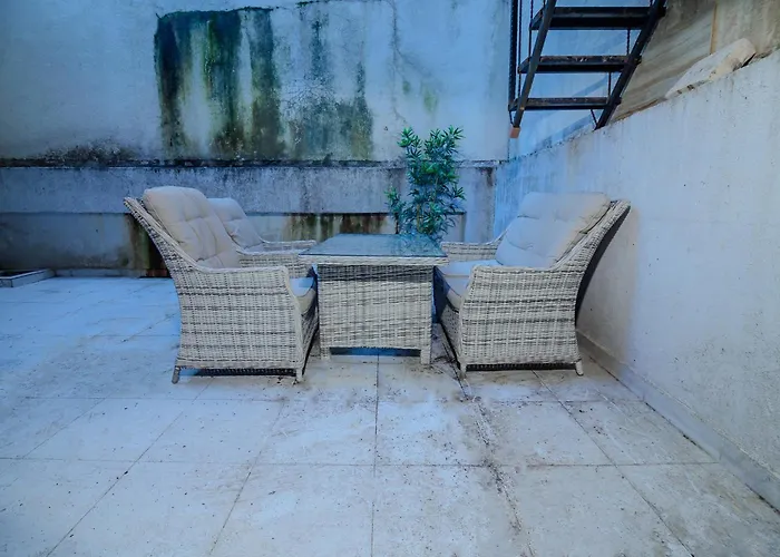 Apartment White Moon